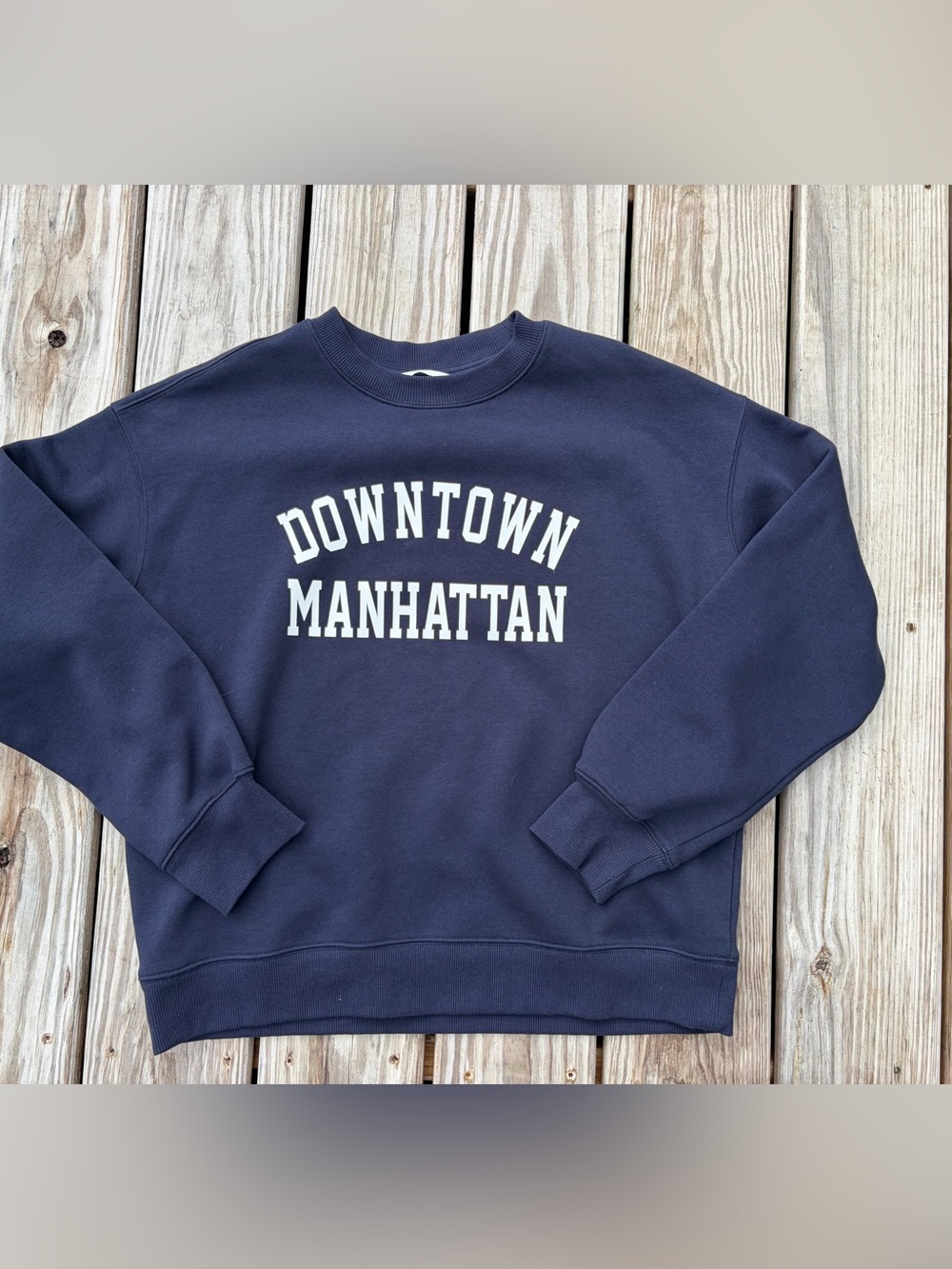 Downtown Manhattan H&M Women’s Medium Sweater Sweatshirt Cotton Poly Long Sleeve